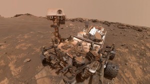curiosity-selfie-hutton-drill-site-crop-777x437.jpg